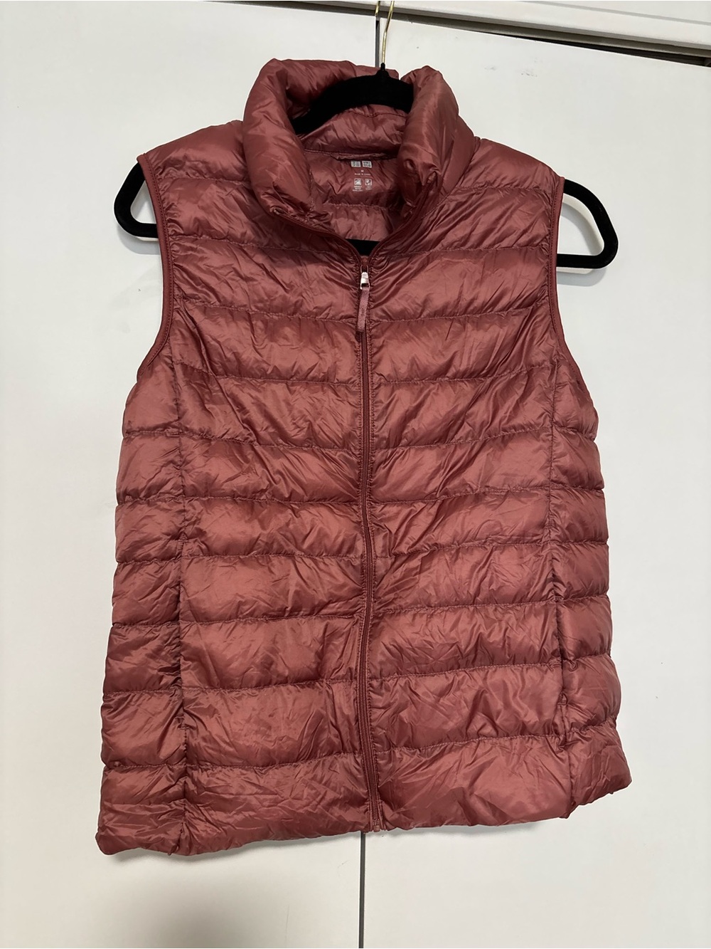 Uniqlo Women's medium copper packable lightweight Puffer Jacket vest